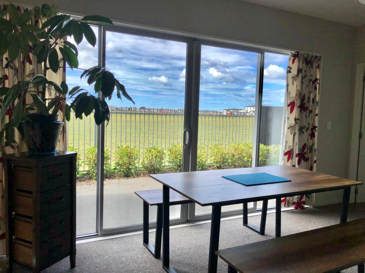 Lovely, Sunny, Home Sweet Home Christchurch Exterior photo